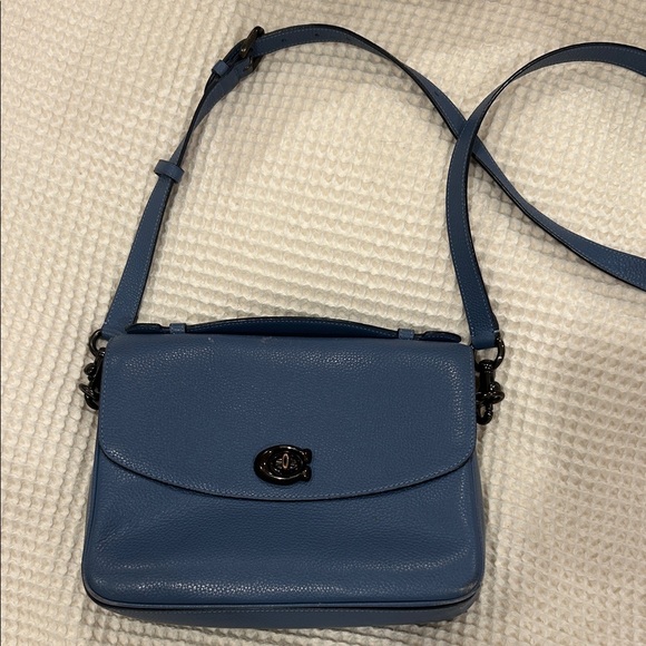 Coach Handbags - Coach Blue Pebbled Leather Turnlock Crossbody